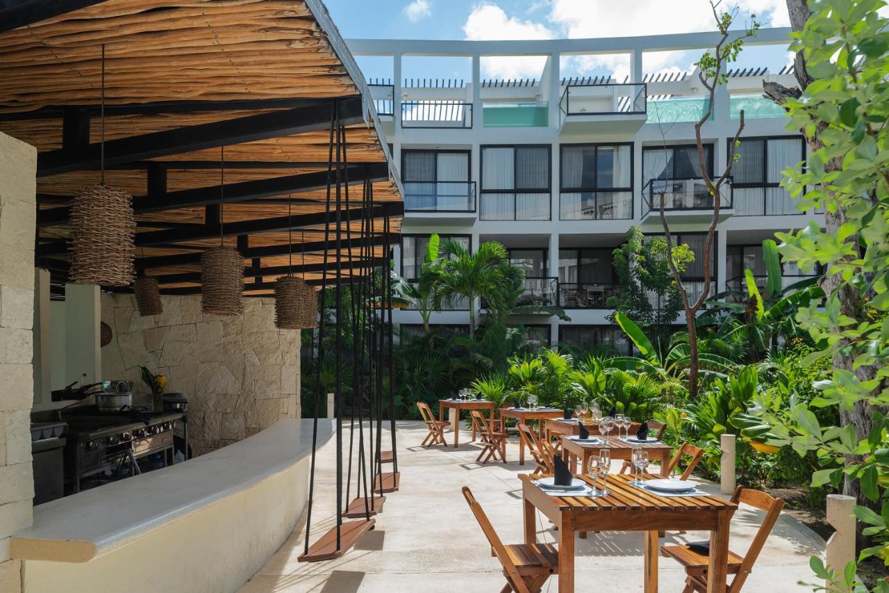 The Waves Tulum By Bnb Experience Екстериор снимка